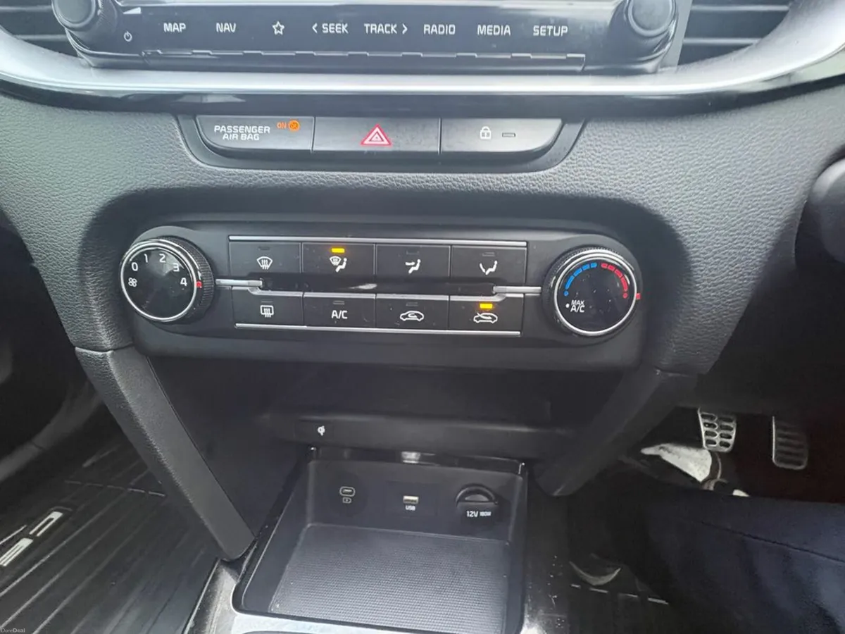 Kia Ceed 1.6D GT Sportline 1 Owner from new! warra - Image 4