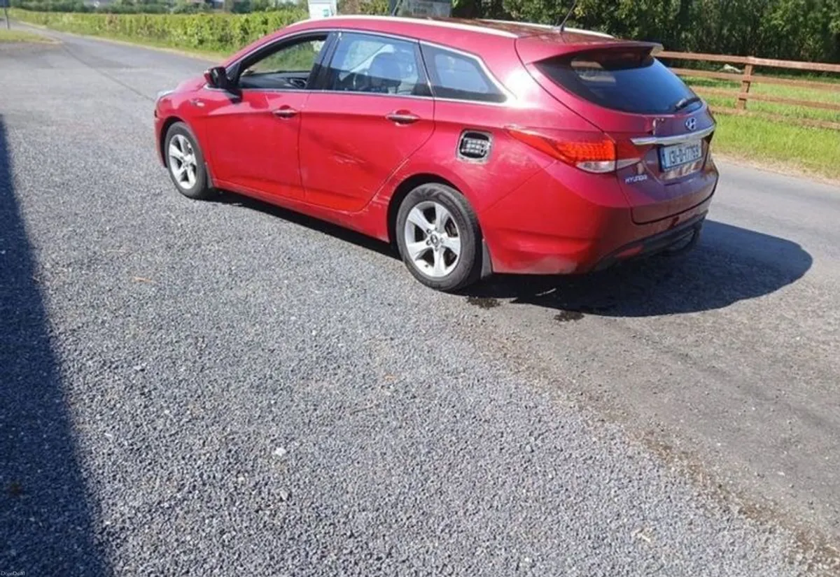 2013 Hyundai I40 Estate Needs Work - Image 4