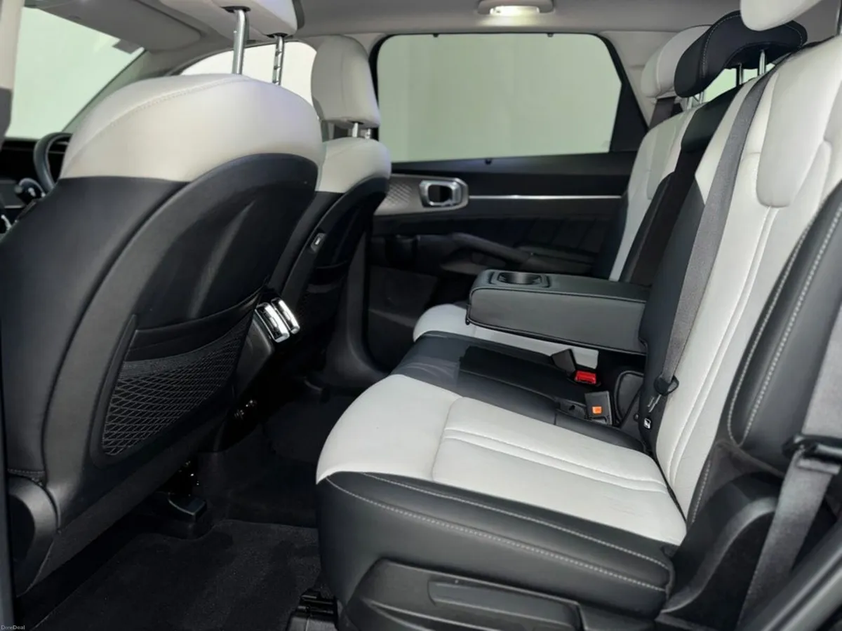 Kia Sorento DSL MY23 SAM 5DR Auto - Image 4