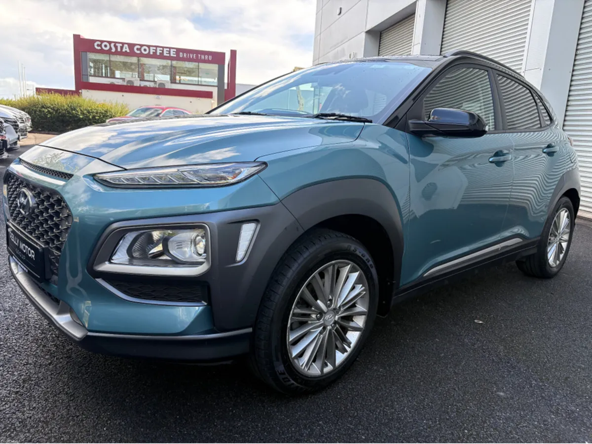 Hyundai KONA 1.6 DIESEL EXECUTIVE 2 TONE - Image 3