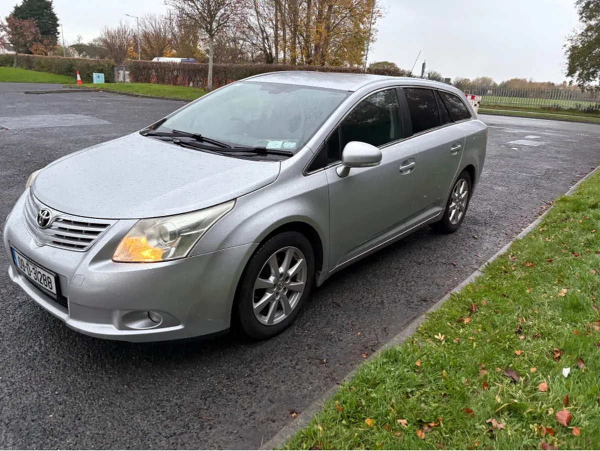 Toyota Avensis D-4D TR 4DR 2.0 OVERMOUNT - Image 3