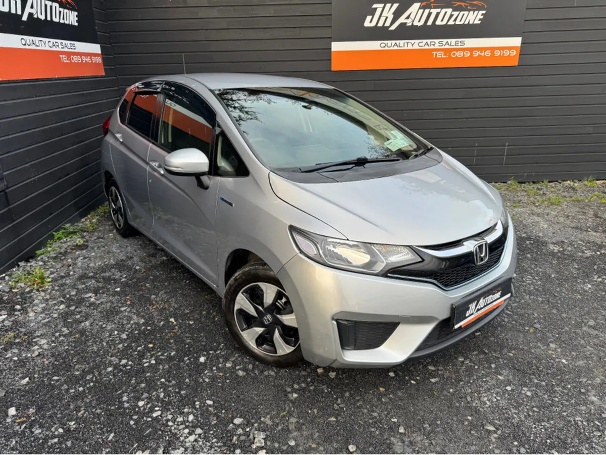 Honda Fit 1.5 HYBRID 5DR AUTO - Image 1