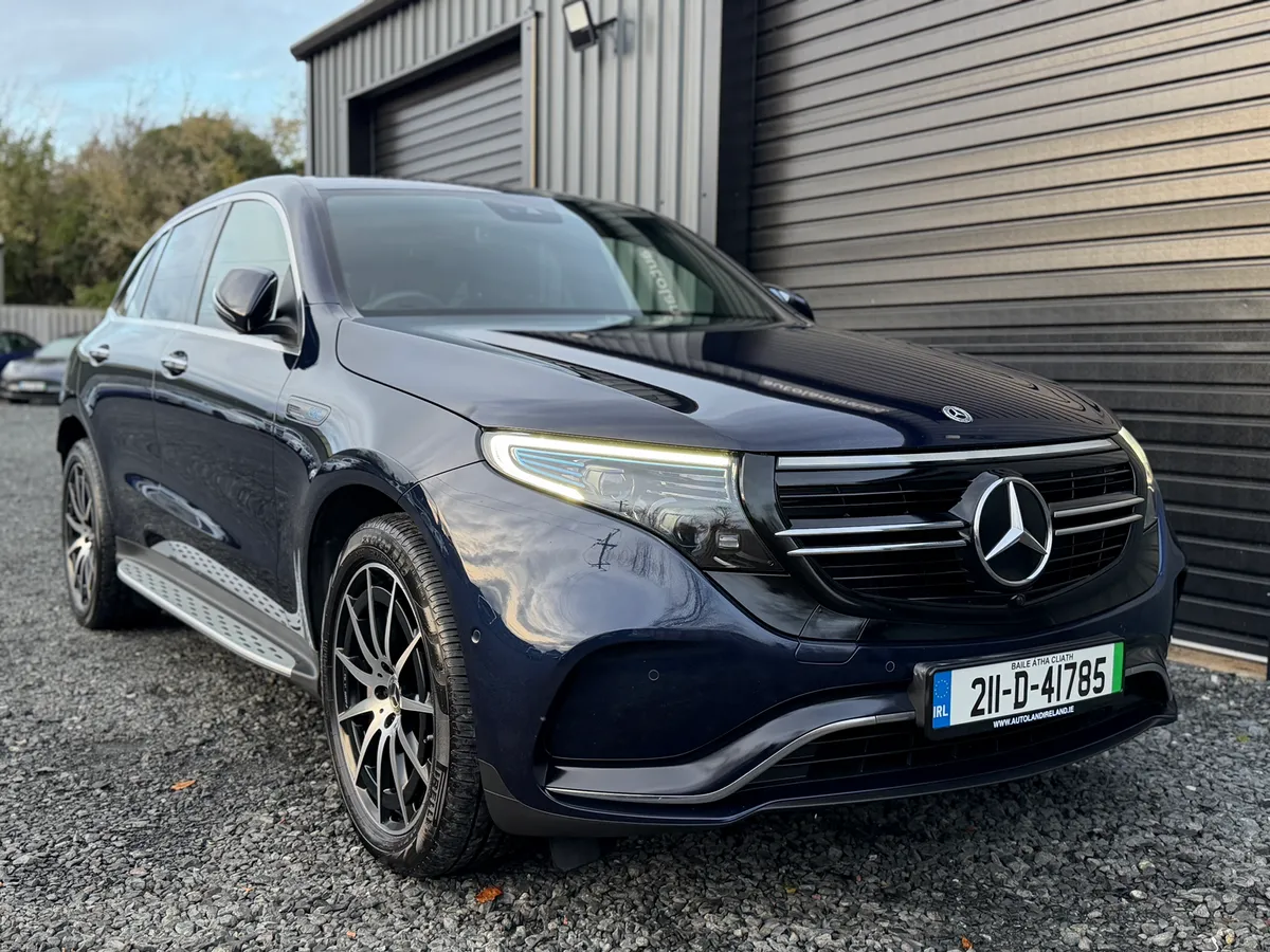 211 Mercedes EQC 400 Amg Line  4 Matic - Image 4