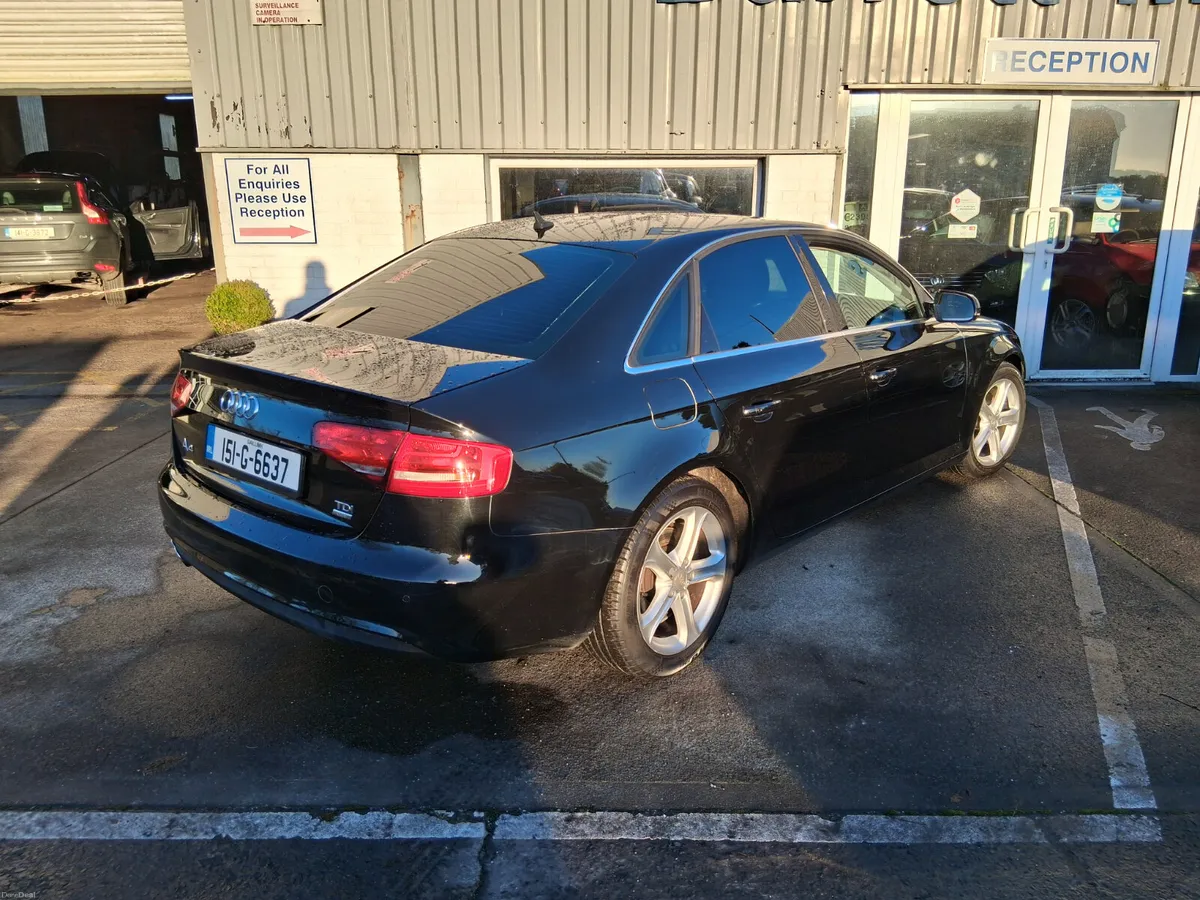 Audi A4 2015 - Image 4