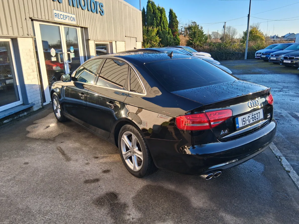Audi A4 2015 - Image 2