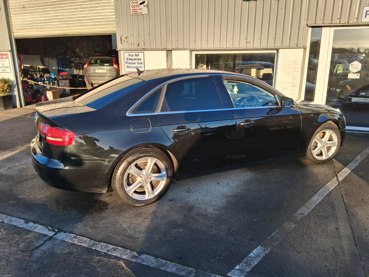 Audi A4 2015 - Image 5