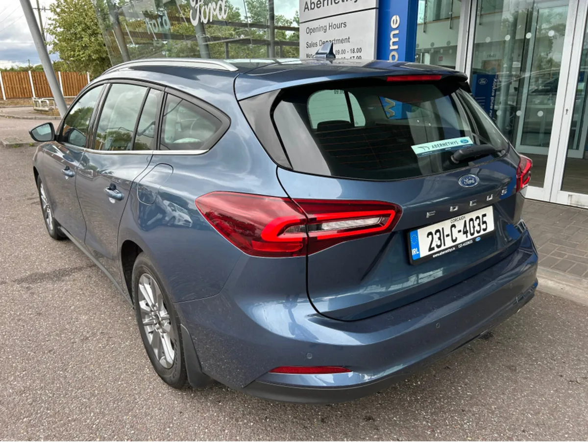 Ford Focus TITANIUM 5W 1.0T 1 - Image 2