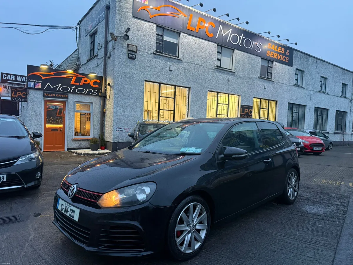Volkswagen Golf 2010 - Image 1