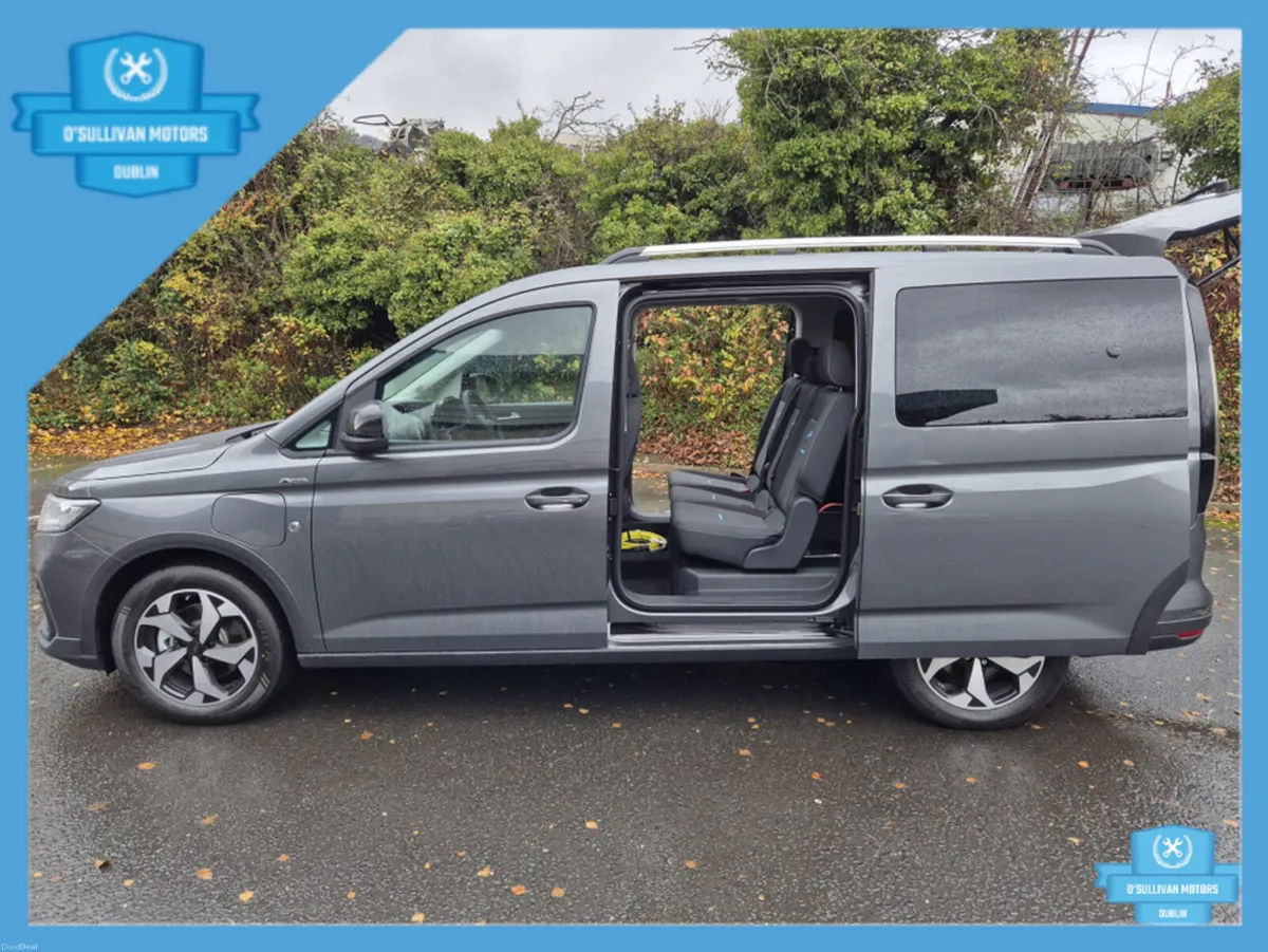 Ford Tourneo Connect TITANIUM/2026/PLUG-IN HYBRID/ - Image 6