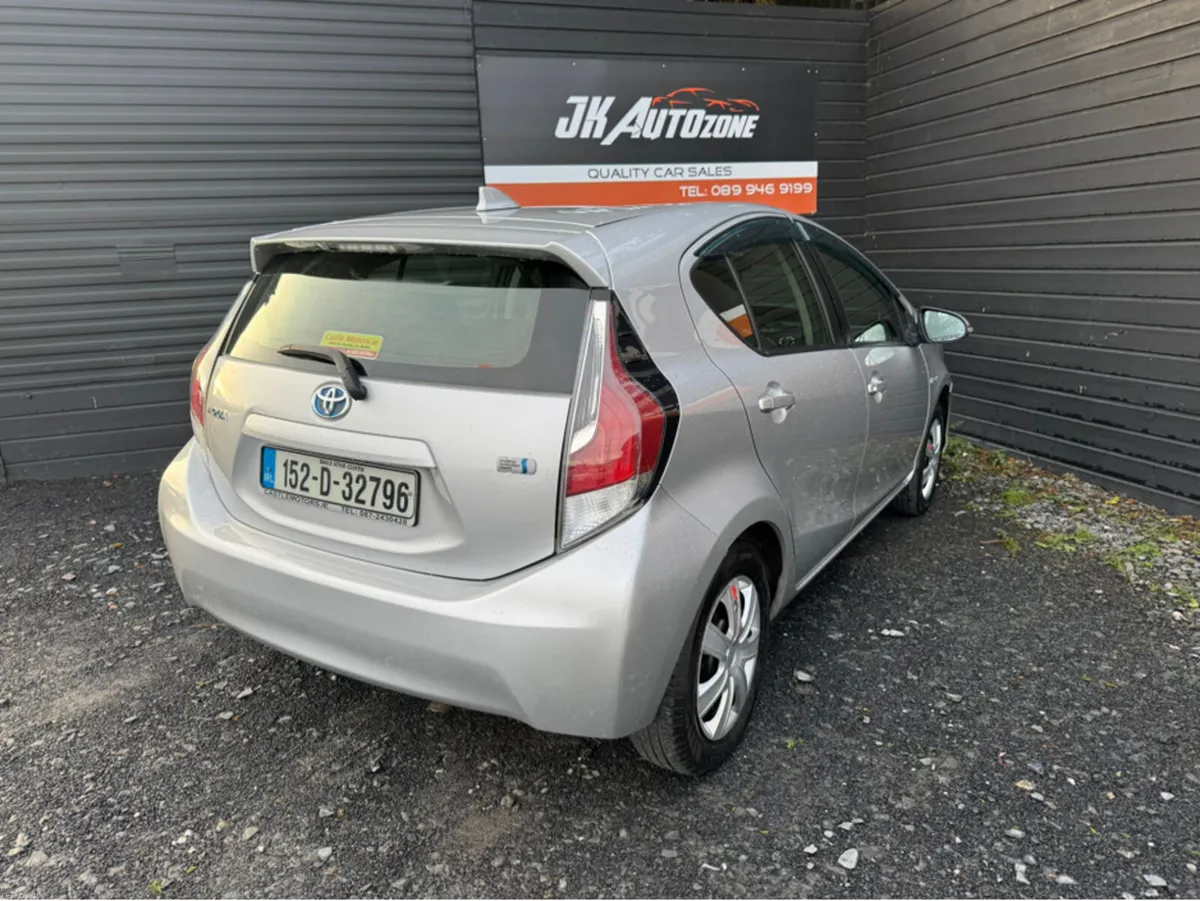 Toyota Aqua 1.5 HYBRID 5DR AUTO - Image 4