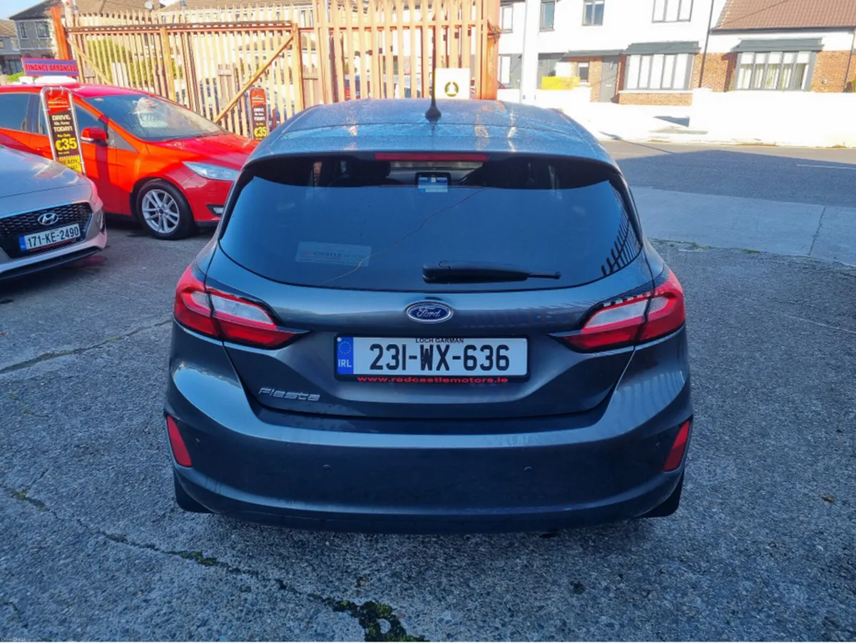 Ford Fiesta TREND 1.1  4DR (NCT 01/27) - Image 4