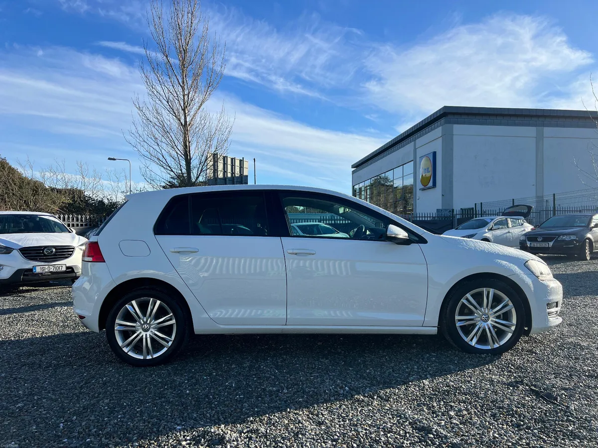 2013 Volkswagen Golf TSI  BLUEMOTION (AUTO) - Image 3