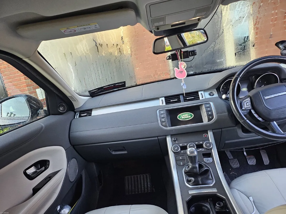 Land Rover Range Rover Evoque 2018 - Image 3