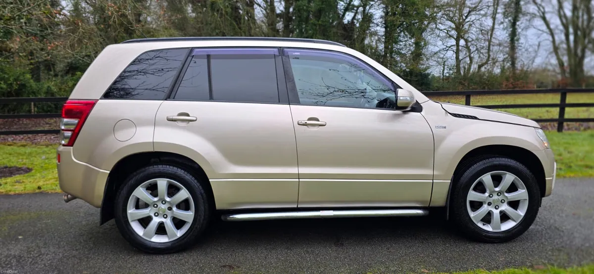 Suzuki Grand Vitara 2011 4WD TAX AND TEST - Image 4