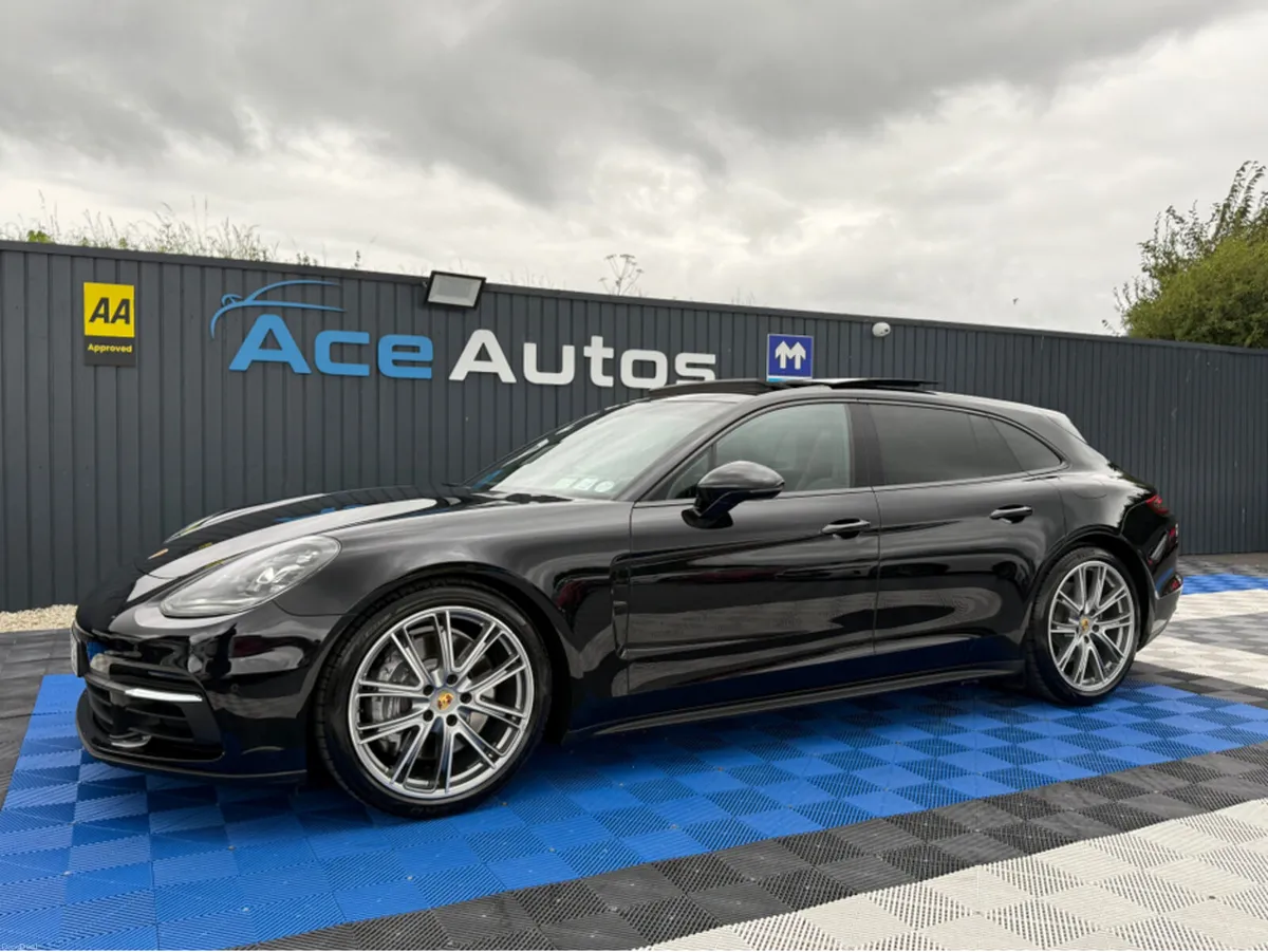 Porsche Panamera SPORT TURISMO 3.0L V6 PETROL HYBR - Image 4