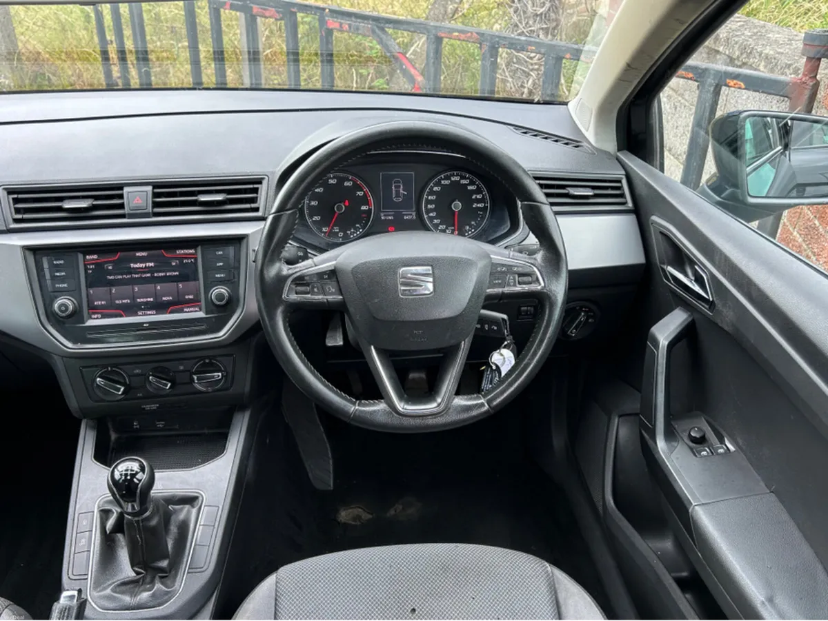 SEAT Ibiza 1.0 MPI 80HP SE 5DR - Image 6