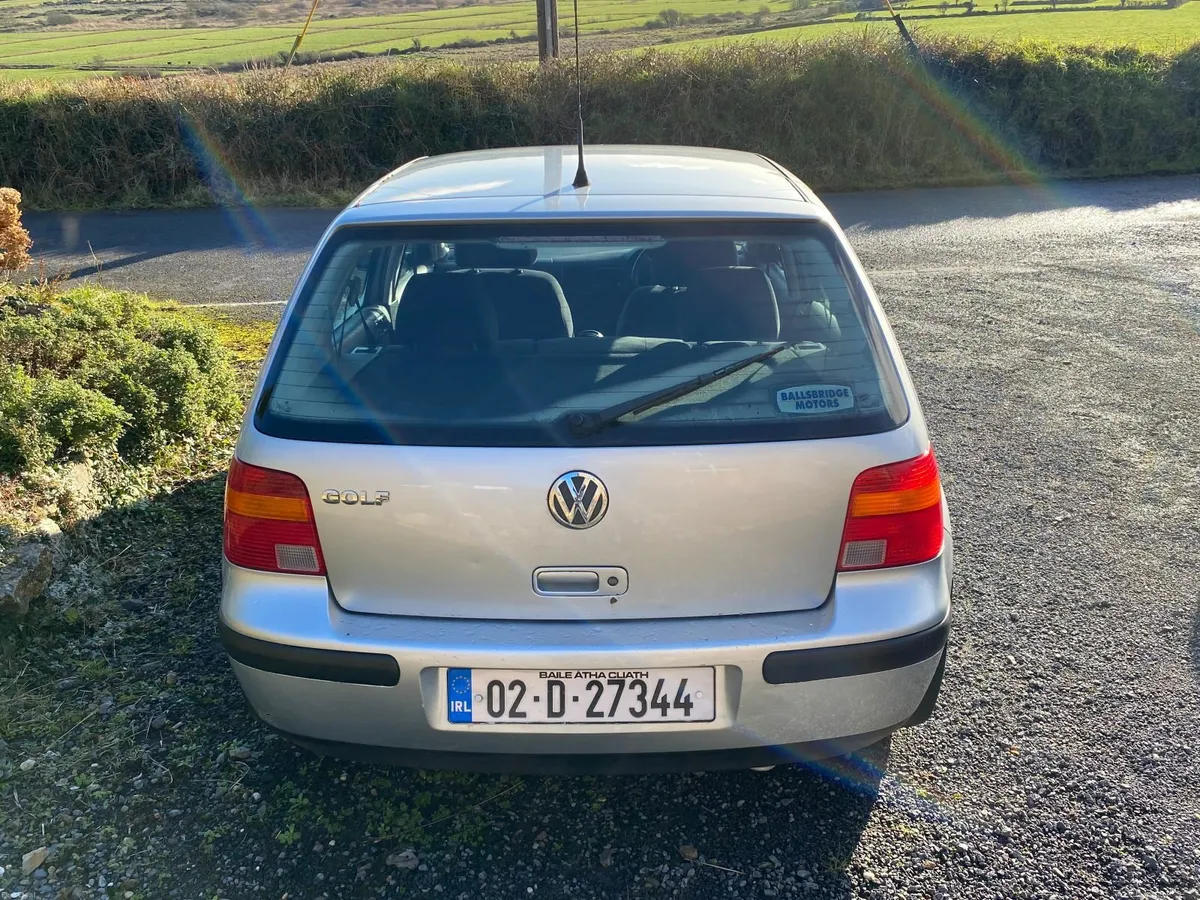 Volkswagen Golf 2002 - Image 3