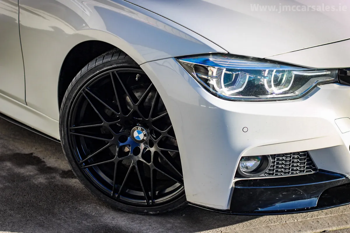 2016 BMW 330E MSPORT HYBRID - Image 4