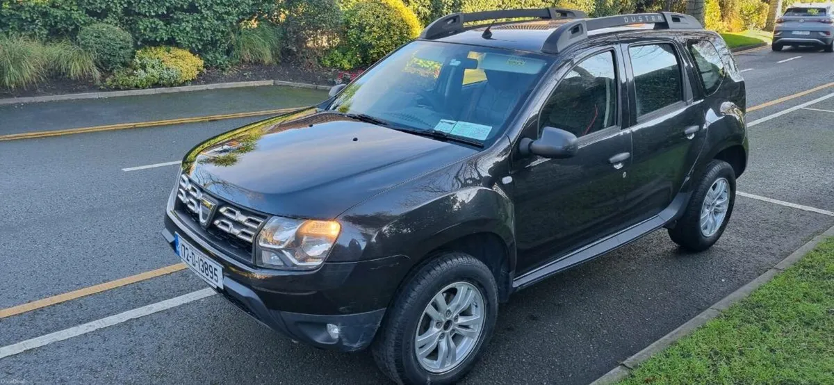Dacia duster very low km 94k tax nct.DUBLIN.. - Image 3