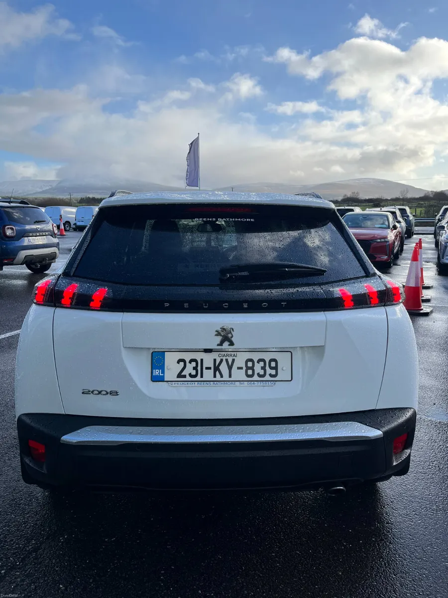 Peugeot 2008 2023 - Image 4