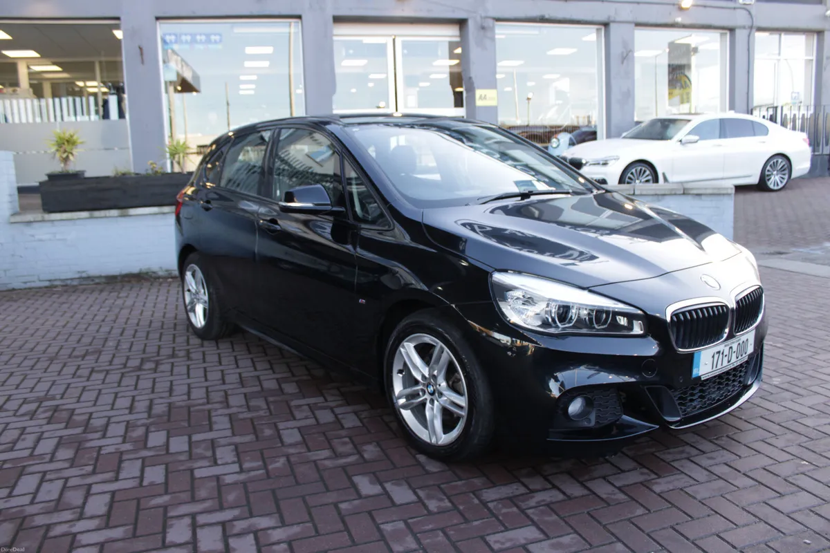 2,0D M-SPORT EDITION 5DR ESTATE AUTO WITH 101,000 - Image 1