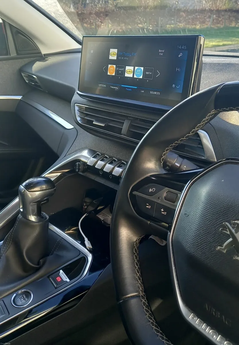 Peugeot 5008 2021 - Image 3