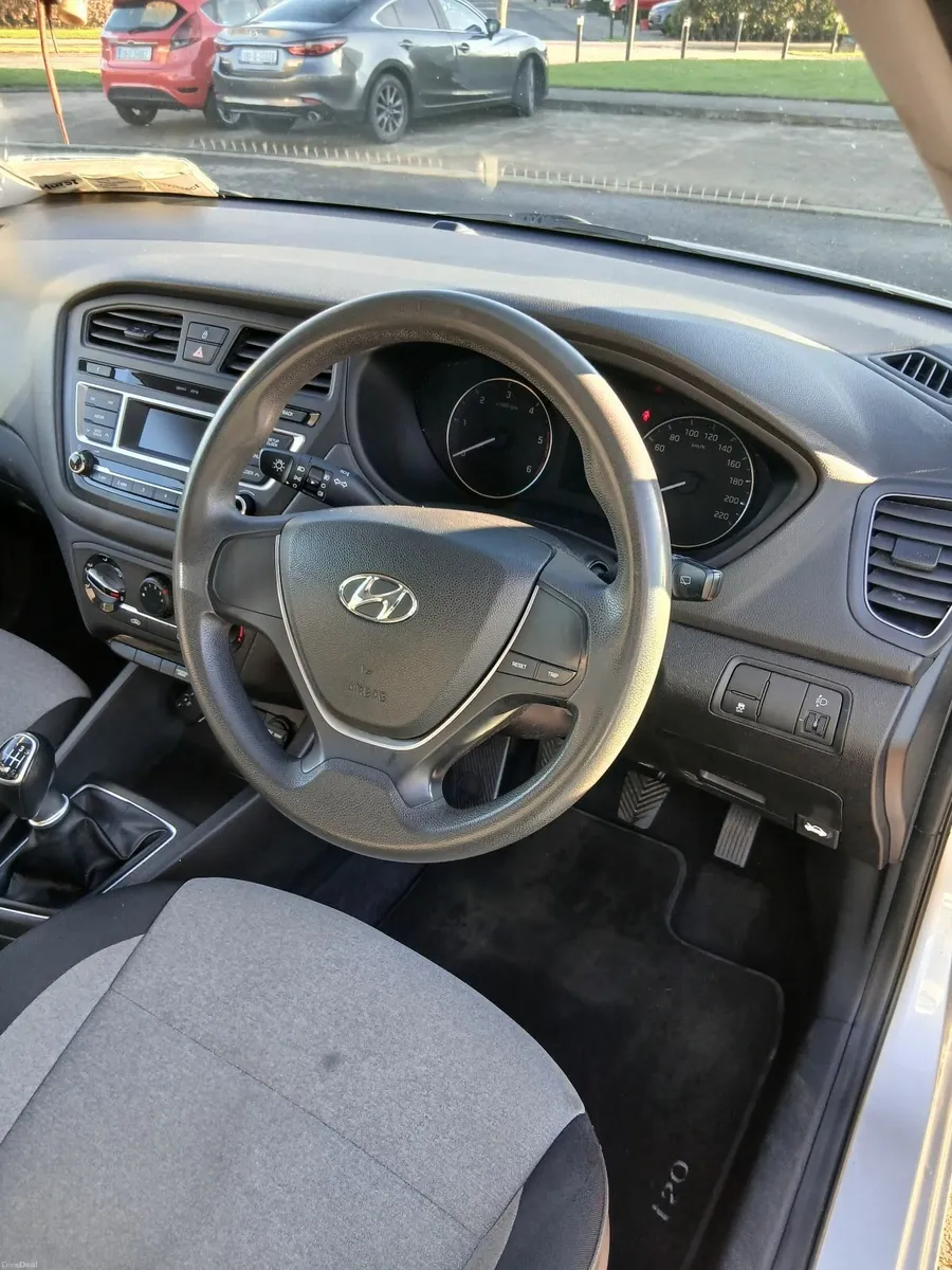 Hyundai i20 2015 - Image 4
