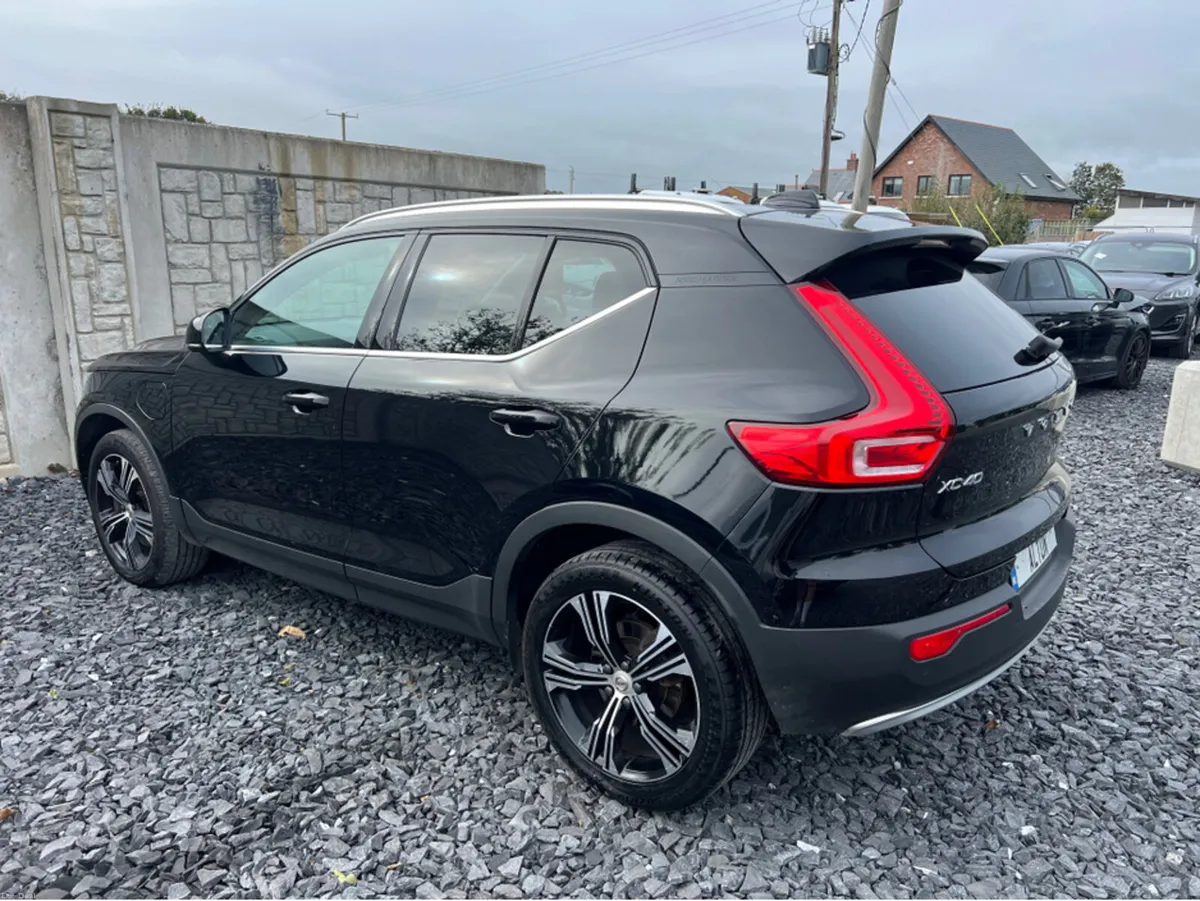 Volvo XC40 INSCRIPTION T4 RECHA RECHARGE - Image 3