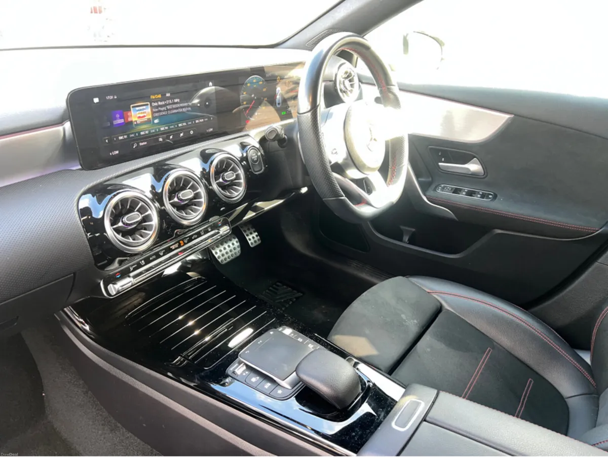 Mercedes-Benz A-Class 250 AMG LINE PREMIUM E - Image 2