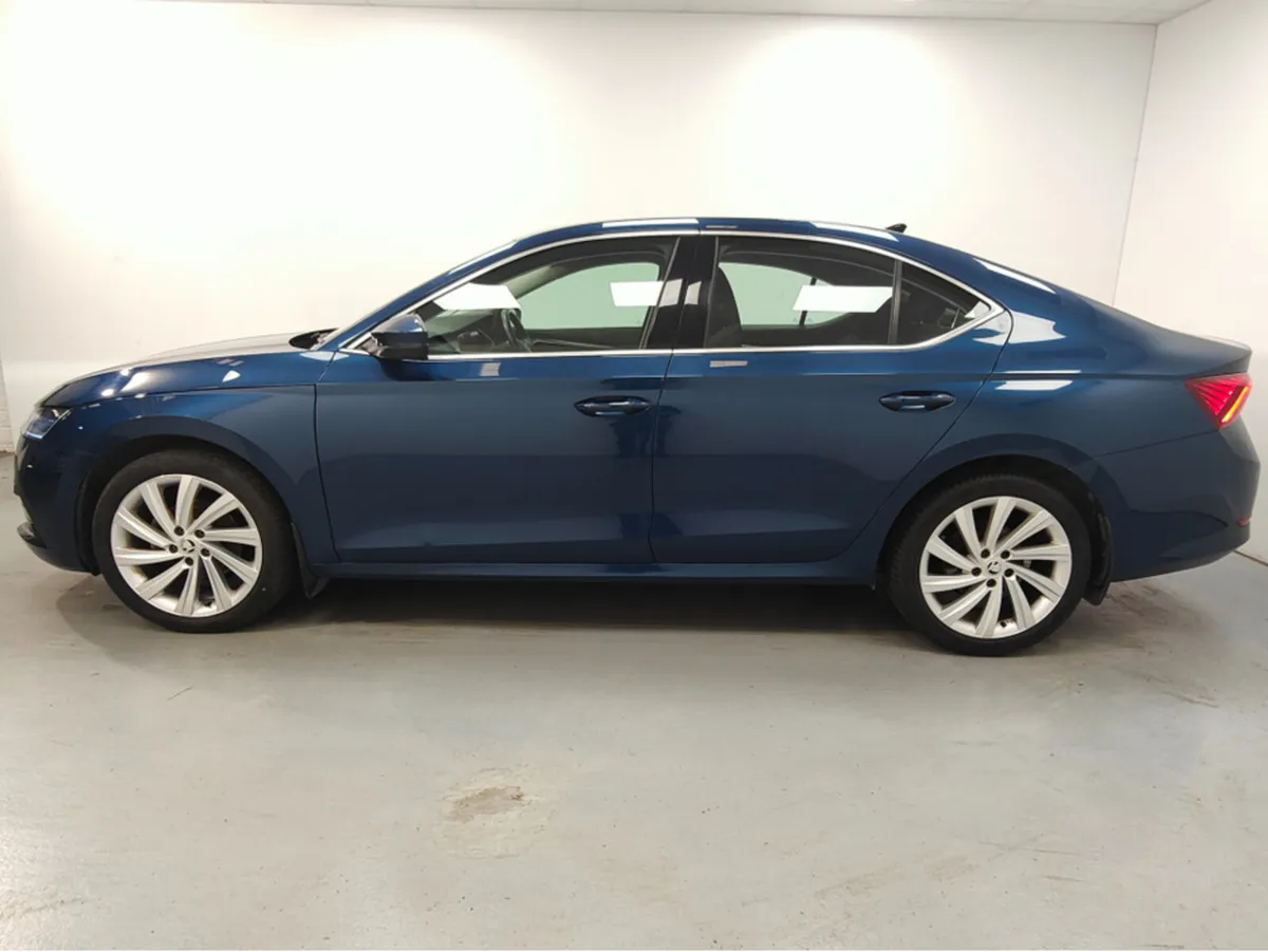Skoda Octavia STYLE 2.0 TDI 115HP 4DR - Image 3