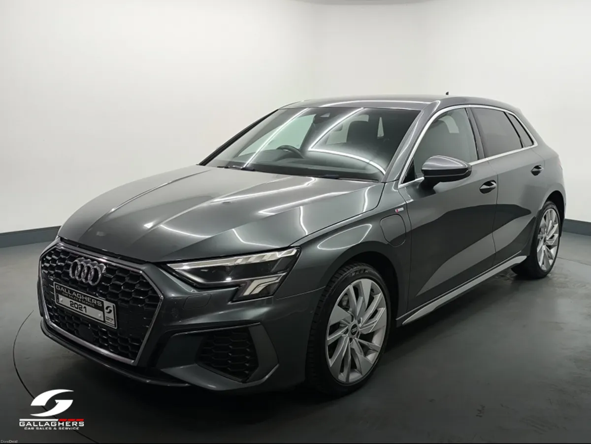 Audi A3 (211) S LINE 40 TFSI E AUTOMATIC - Image 2