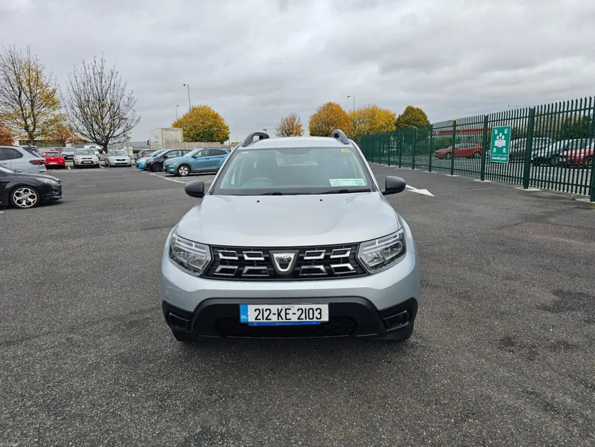 Dacia Duster 1.5 DCI, ESSENTIAL MODEL, LOW MILEAGE - Image 3