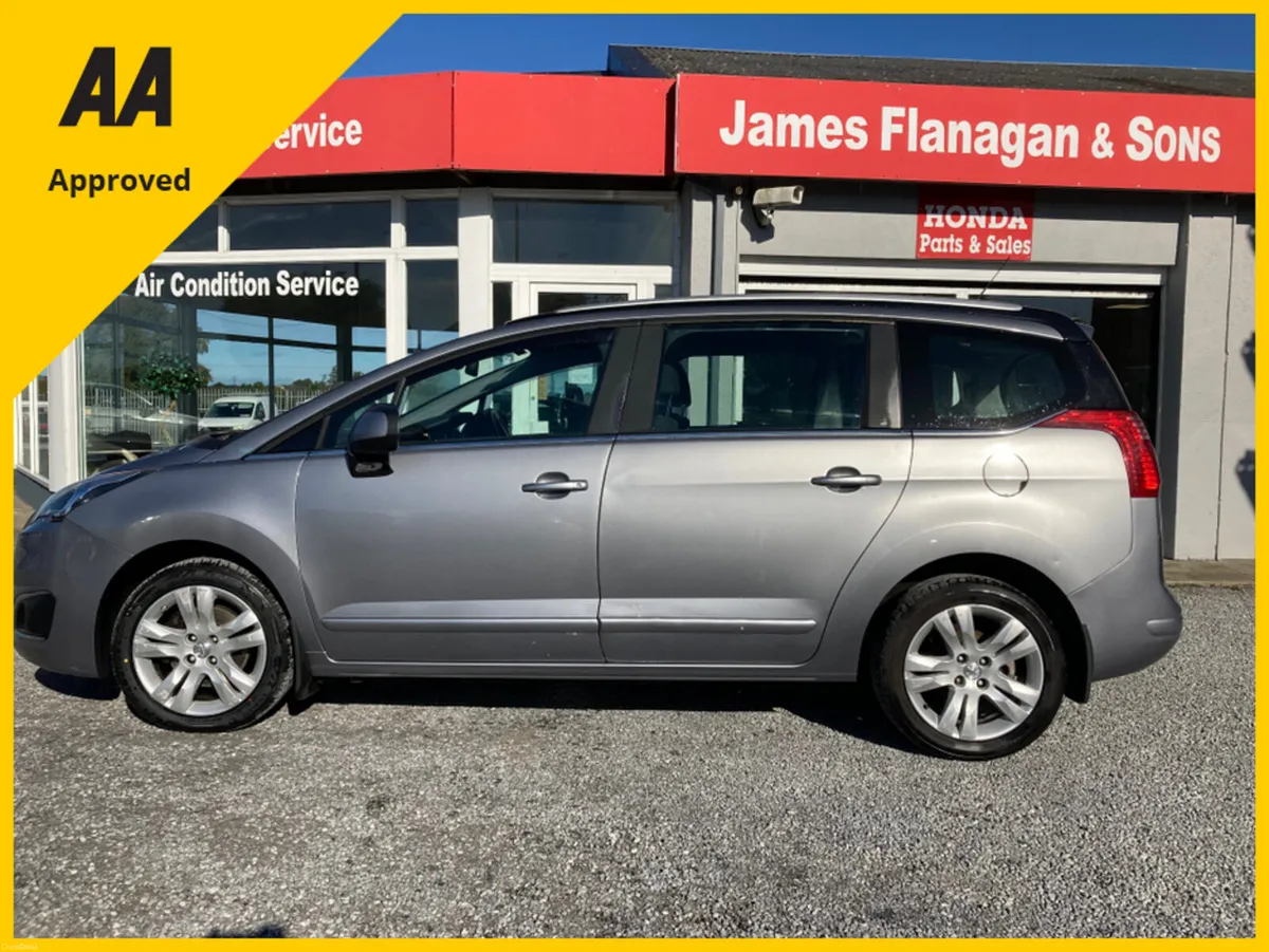Peugeot 5008 ACTIVE 1.6 BLUE HDI 120 4 4DR - Image 4