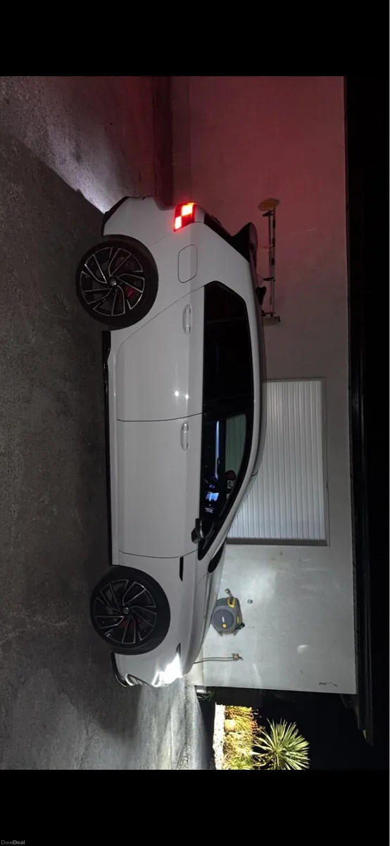 Volkswagen Golf 1.0 petrol 2020 - Image 2