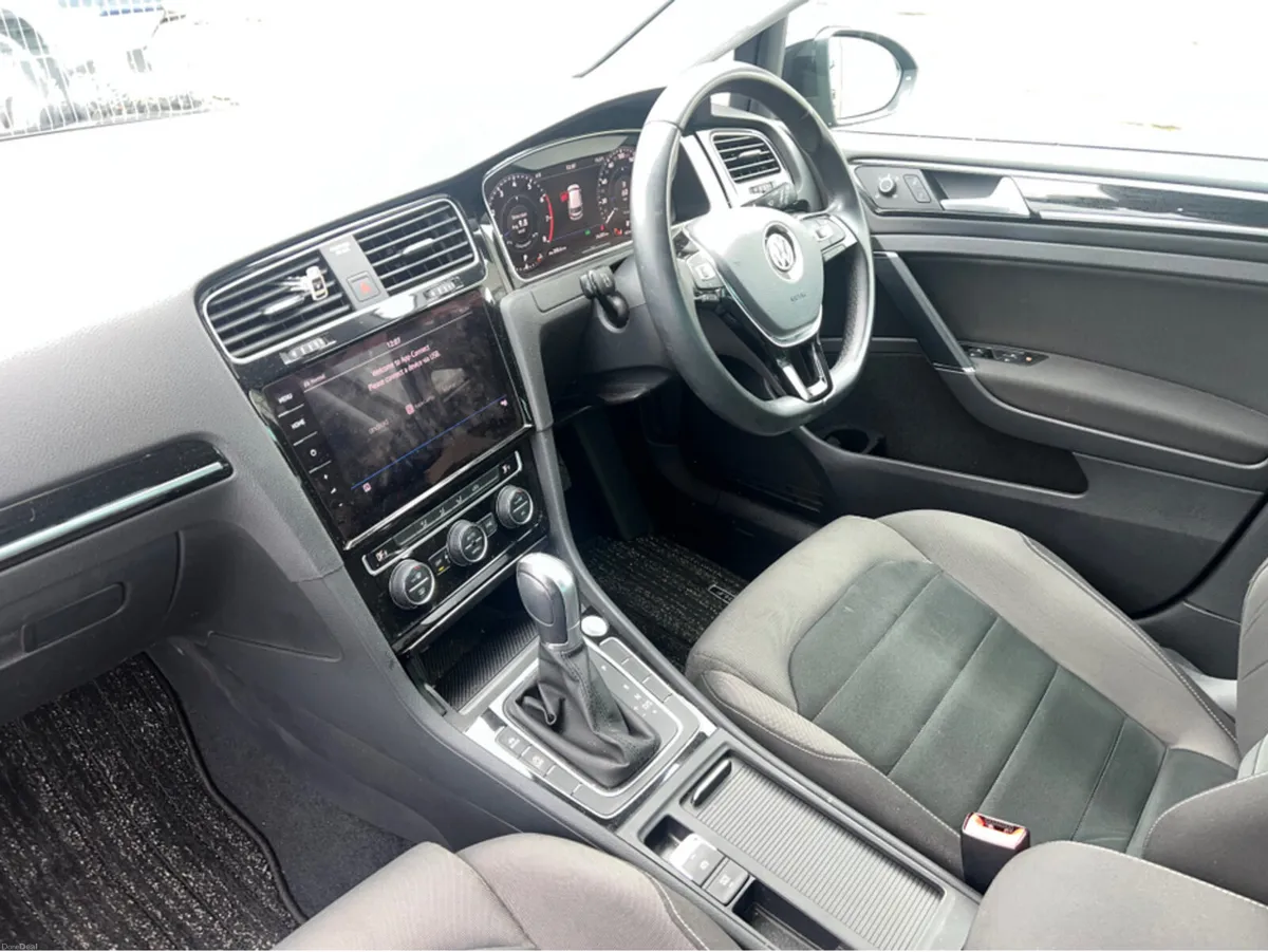 Volkswagen Golf HIGHLINE 1.4 AUTOMATIC - Image 2