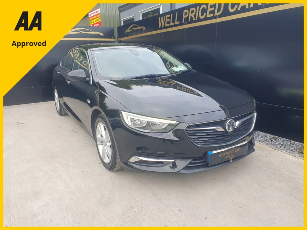 Vauxhall Insignia 1.6 TD ECOTEC TECH LI LINE NAV S - Image 1
