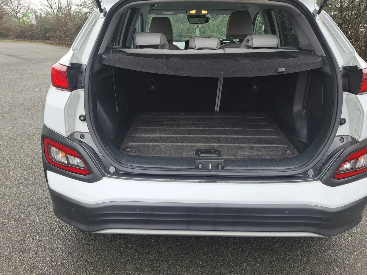 Hyundai KONA 64kWh EV  **Quick Sale** - Image 3