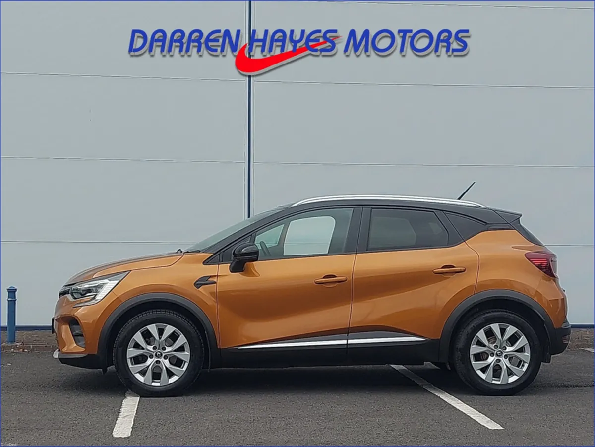 Renault Captur ICONIC TCE 130 AUTO MY1 MY19 4DR A - Image 4