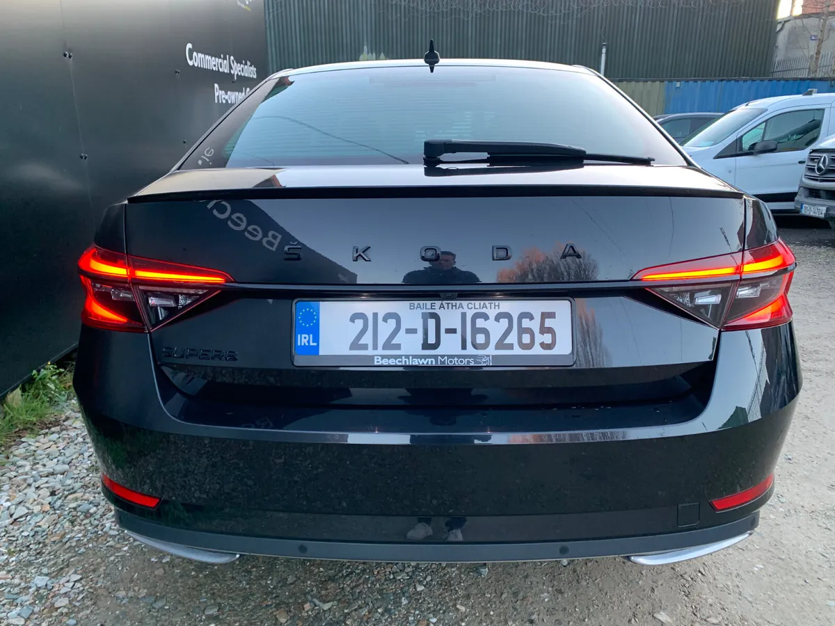 SKODA SUPERB 2.0 TDI 150 BHP SPORTLINE 5DR - Image 4