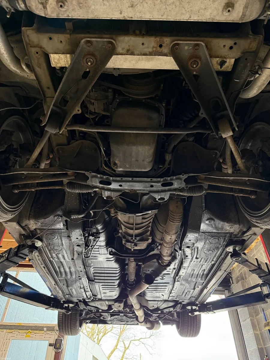 Nissan Skyline R33 GT-ST - Image 4