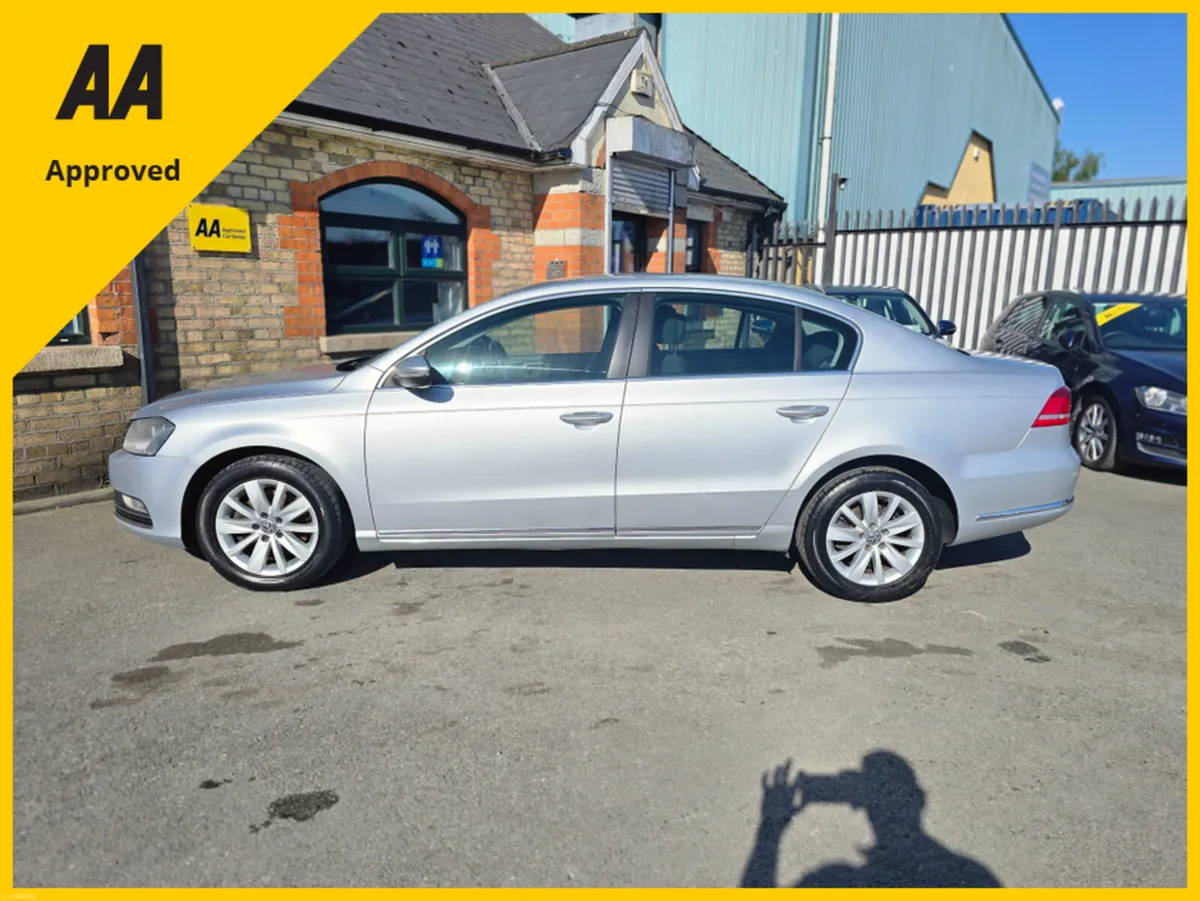 Volkswagen Passat CL 1.6 TDI MANUAL 6SPEED FWD BLU - Image 2