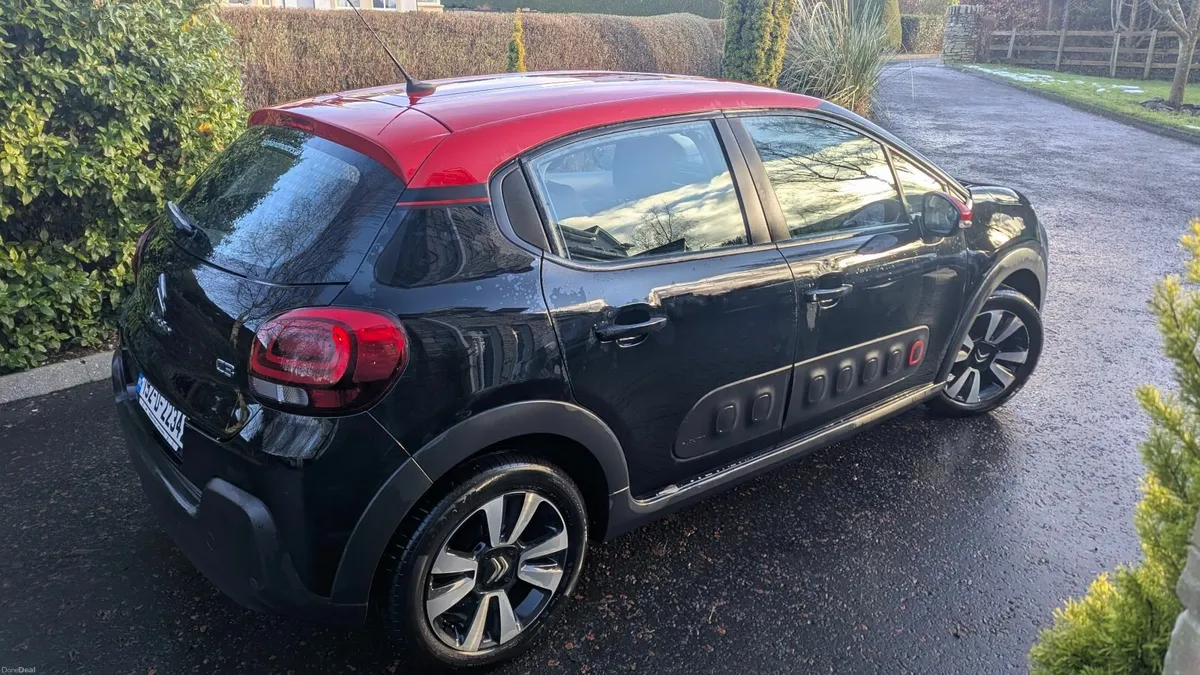 192 Citroen C3 Feel Exclusive 1.2 Petrol - Image 2