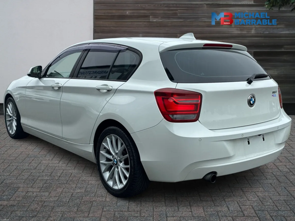 BMW 1-Series 1.6L Petrol Automatic *Fashionista Sp - Image 4