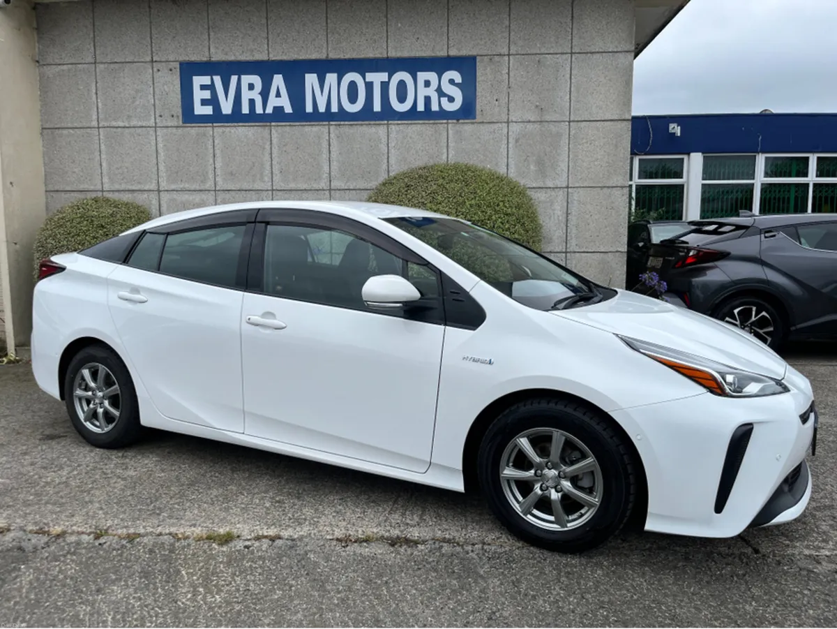 Toyota Prius AUTOMATIC HYBRID 1.8 PETROL //MASSIVE - Image 3