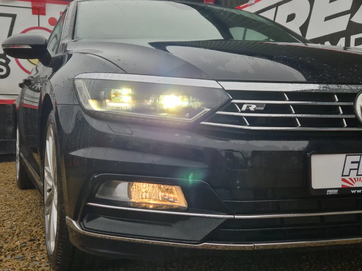 VOLKSWAGEN PASSAT R 210BHP DSG - Image 5