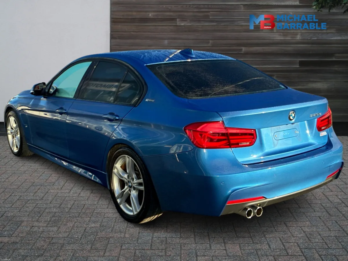 BMW 3-Series 2.0L Petrol Plug-In Hybrid Automatic - Image 4