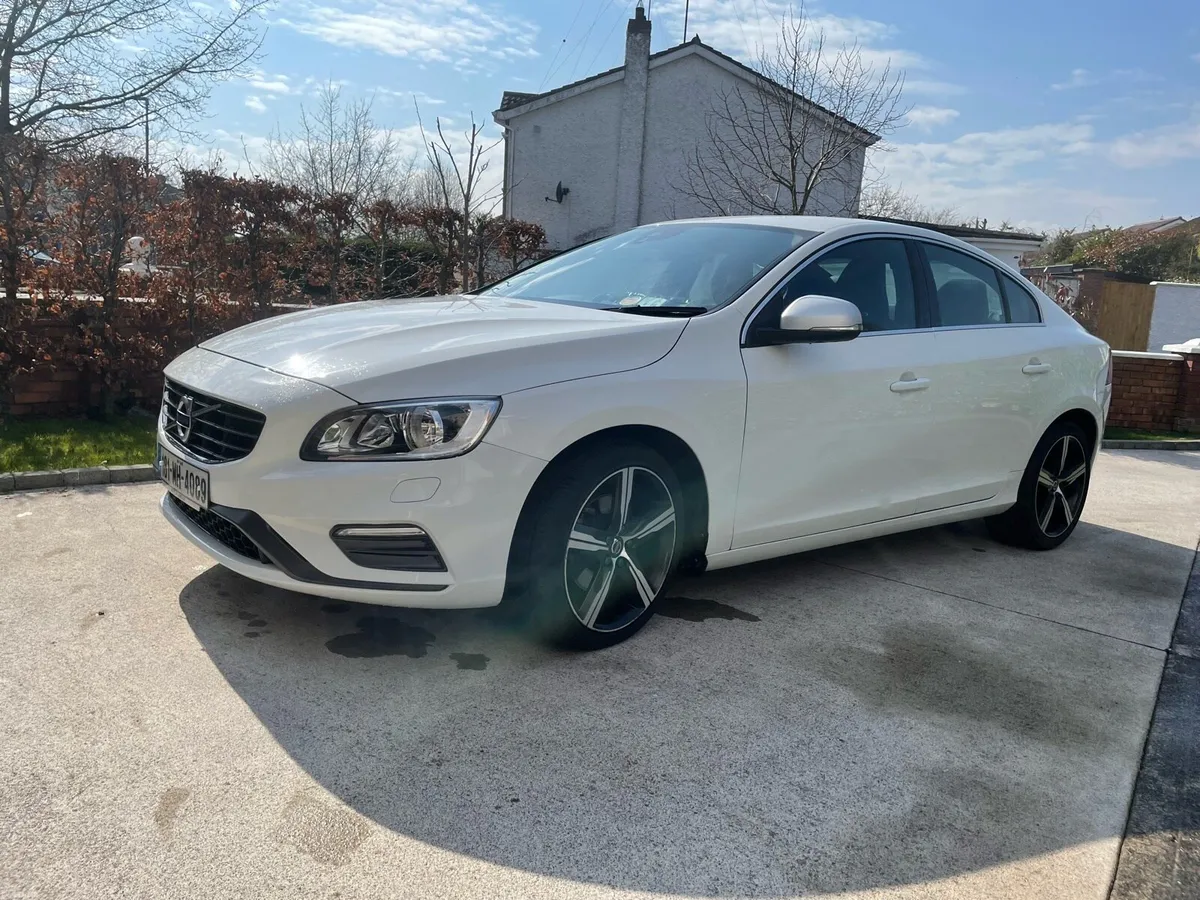 Volvo S60 R-Design - Image 1