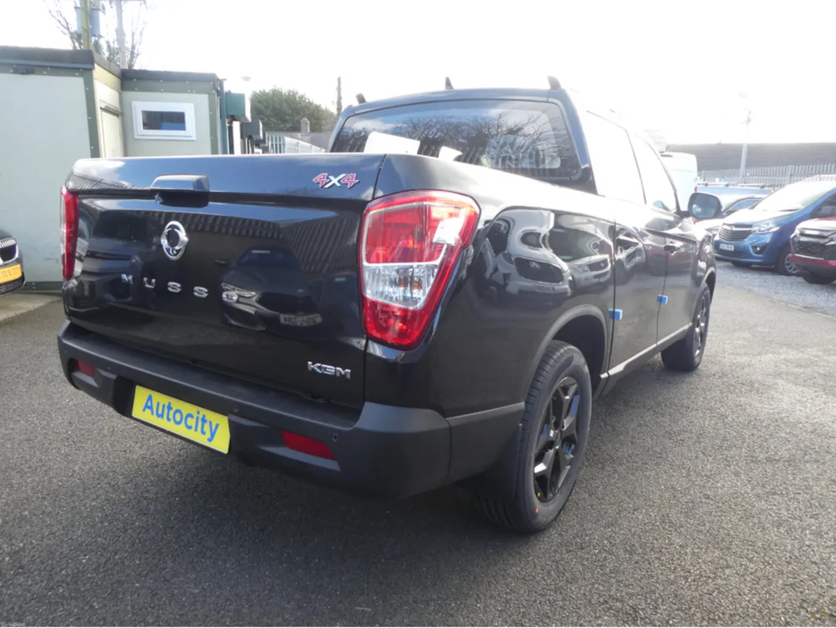 KGM Musso 262 PICK UP 5 SEATER COMMERCIAL 4x4 - Image 6