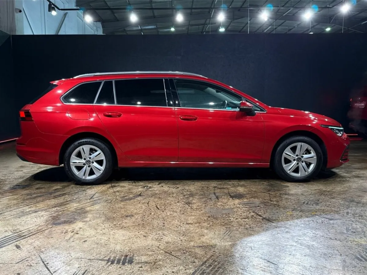 Volkswagen Golf 1.0L ETSI AUTOMATIC - Image 3