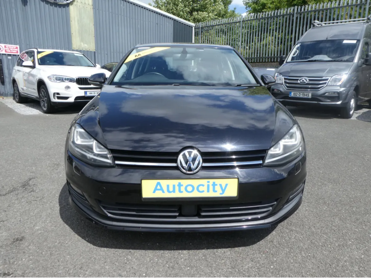 Volkswagen Golf TSI Bluemotion - Image 2